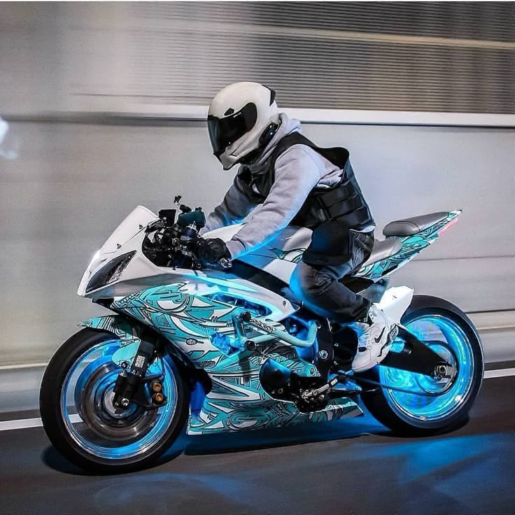 sportinis motociklas 3